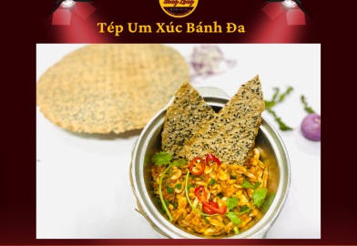 TÉP UM XÚC BÁNH ĐA