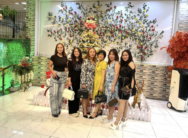 Đặt Tiệc Cưới Hoàn Hảo Tại Ẩm Thực Song Long