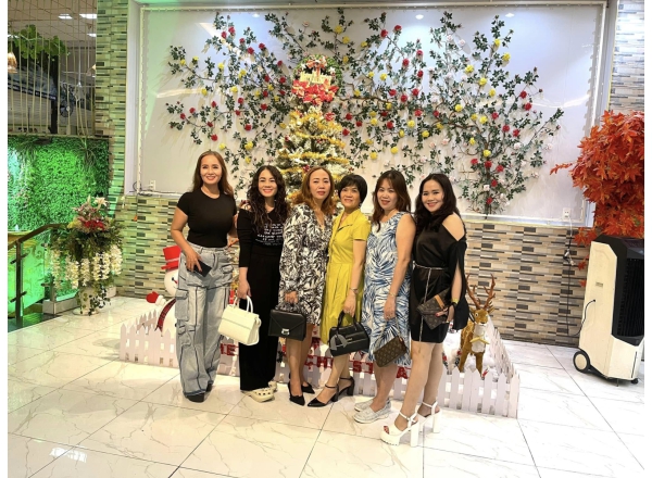 Đặt Tiệc Cưới Hoàn Hảo Tại Ẩm Thực Song Long